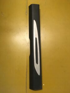 LISTWA PROGOWA CITROEN DS3 PRAWA 9686604177