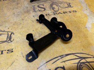 UCHWYT MOCOWANIE POMPY ABS FORD MONDEO MK4