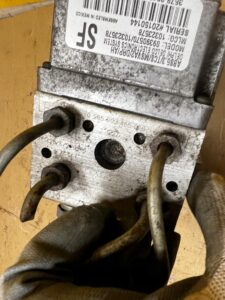 POMPA HAMULCOWA ABS CHEVROLET CORVETTE C5 97-04