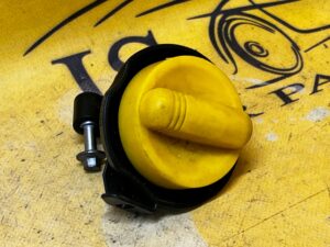 KOREK WLEWU OLEJU NISSAN QASHQAI J11 1.3 DIG-T