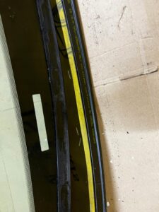 SZYBA CZOŁOWA GRZANA SENSOR FORD FIESTA MK8 20R