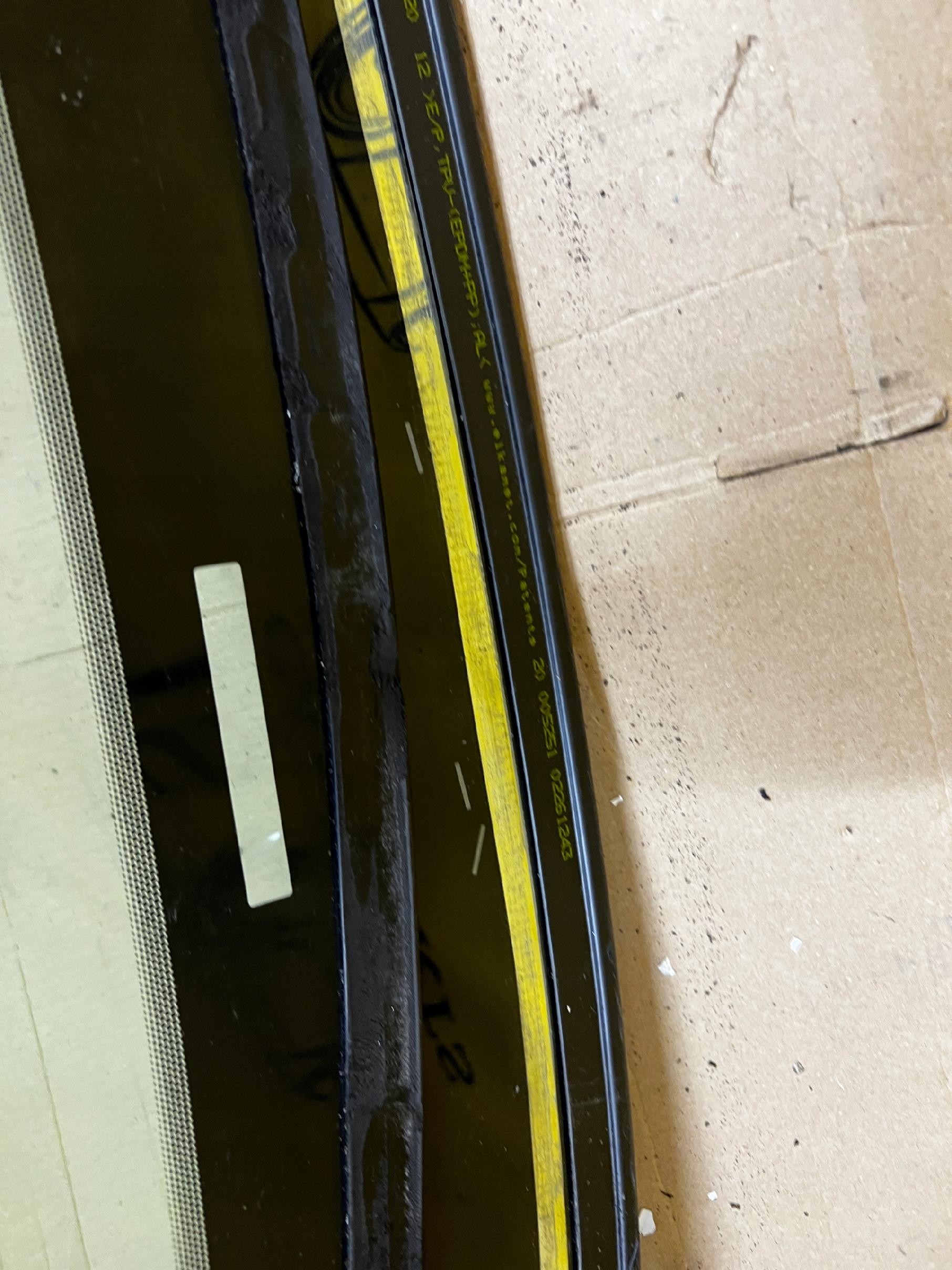 SZYBA CZOŁOWA GRZANA SENSOR FORD FIESTA MK8 20R