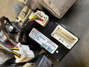 KOLUMNA KIEROWNICZA WSPOMAGANIE SZTYCA LEXUS RX 450H III 3 AL10