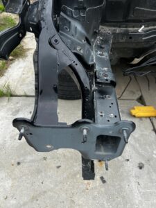 ĆWIARTKA PODŁUŻNICA SŁUPEK PRAWY PRZÓD FORD ESCAPE MK4 USA 2020