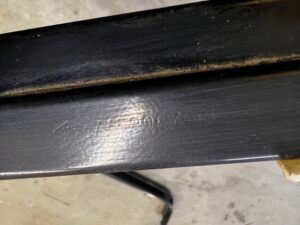 SZYNA PROWADNICA DRZWI PRZESUWNYCH DOLNA PRAWA DACIA DOKKER EU