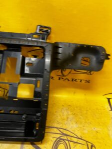 PLASTIK MOCOWANIE RADIA FORD ESCAPE MK4 1.5 EB