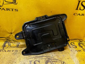 PODSTAWA WSPORNIK PODPORA OSŁONA AKUMULATORA MERCEDES E-KLASA W213 KOMBI