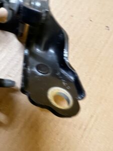 KOMPLET ZAWIASY DRZWI TYŁ LEWY FORD FUSION LIFT USA J7