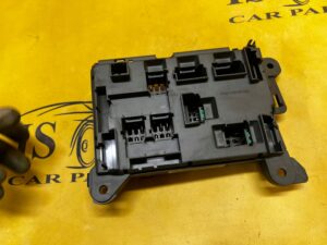 ROZDZIELACZ PRĄDU SKRZYNKA MODUŁ BEZPIECZNIKÓW BMW X5 E70 X6 E71