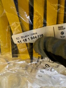 10 X TAŚMA KLEJĄCA DWUSTRONNA TABLICY KLAPY TYŁ BAGAŻNIKA BMW MINI