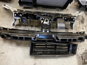 KOMPLET PRZÓD ZDERZAK MASKA LAMPY DACIA SANDERO STEPWAY III 369 1.0 TCE 23R