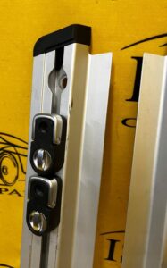 KOMPLET SZYNY MOCOWANIA BAGAŻNIKA LEWA PRAWA RANGE ROVER L551 II