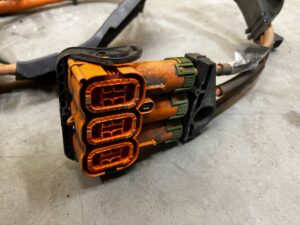 PRZEWÓD ZASILANIA BATERII PEUGEOT 508 I LIFT SW KOMBI RXH 2.0 HYBRID