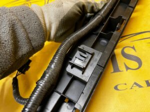 BELKA ABSORBER ZDERZAKA TYŁ WIĄZKA CZUJNIKÓW PARKOWANIA TYŁ INFINITI Q30