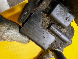 DODATKOWA POMPA OBIEGU WODY CITROEN PEUGEOT 1.6 THP