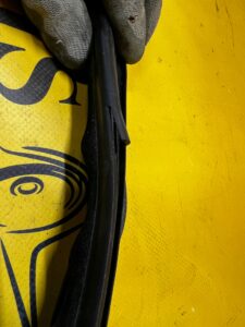 USZCZELKA SZYBY DRZWI PRZÓD LEWY CITROEN C4 PICASSO II