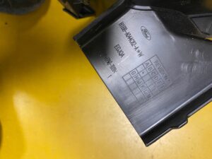 PÓŁKA WZMACNIACZ ANTENY SCHOWEK FORD FIESTA MK8