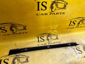 LISTWA DRZWI PRAWY TYŁ PORSCHE CAYENNE II 7P5 LIFT 92A