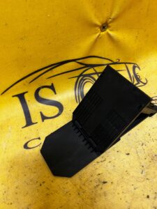 PODPORA KLIN POD KOŁO PEUGEOT 508 I RXH HYBRID4