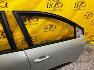 DRZWI PRAWA STRONA PRAWY PRZÓD TYŁ DACIA SANDERO III STEPWAY TEKQF 2022R