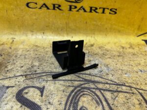 UCHWYT MOCOWANIE CZUJNIKA MODUŁU CIŚNIENIA OPON PORSCHE CAYENNE II 7P5