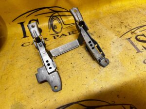 WSPORNIK UCHWYT MOCOWANIE TUNELU BMW 5 G30