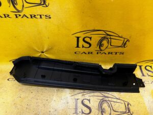 LEWA GÓRNA OSŁONA POKRYWA BŁOTNIKA PRZÓD GENESIS GV70