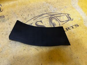 OSŁONA LAMPY TYŁ LEWY PORSCHE CAYENNE II 7P5