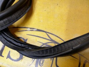 USZCZELKA PEUGEOT 3008 5008 II 17R 9813241180