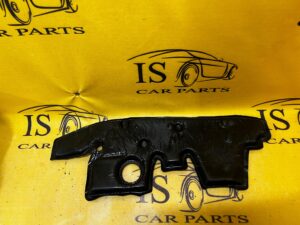 WYGŁUSZENIE BŁOTNIKA PRAWY PRZÓD MERCEDES W213