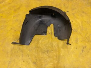 NADKOLE PRAWY TYŁ TYLNE ORYGINAŁ PEUGEOT 208 A9 5D