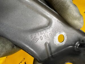 WSPORNIK MOCOWANIE BŁOTNIKA PRZÓD PRAWY RENAULT MEGANE IV