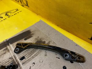 PROWADNICA ŁAŃCUCHA ŚLIZG ROZRZĄDU RENAULT 0.9 TCE