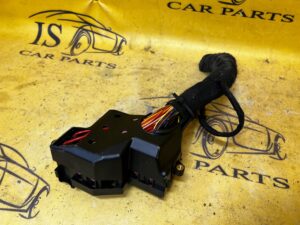 SKRZYNKA BEZPIECZNIKÓW PORSCHE CAYENNE 7P5 LIFT 4.2D