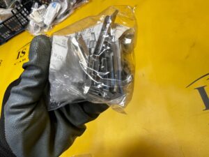 10 X SPINKA LISTWY BŁOTNIKA PRZÓD BMW 3 F30 X3 F25 X5 F15 X6 F16 NOWA OEM