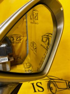 LUSTERKO PRAWE KAMERA 14+2 PIN AUDI A8 D4 LIFT