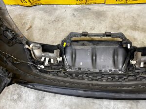 ZDERZAK TYŁ TYLNY 6PDC 6XPDC R-DYNAMIC DYFUZOR RANGE ROVER VELAR L560