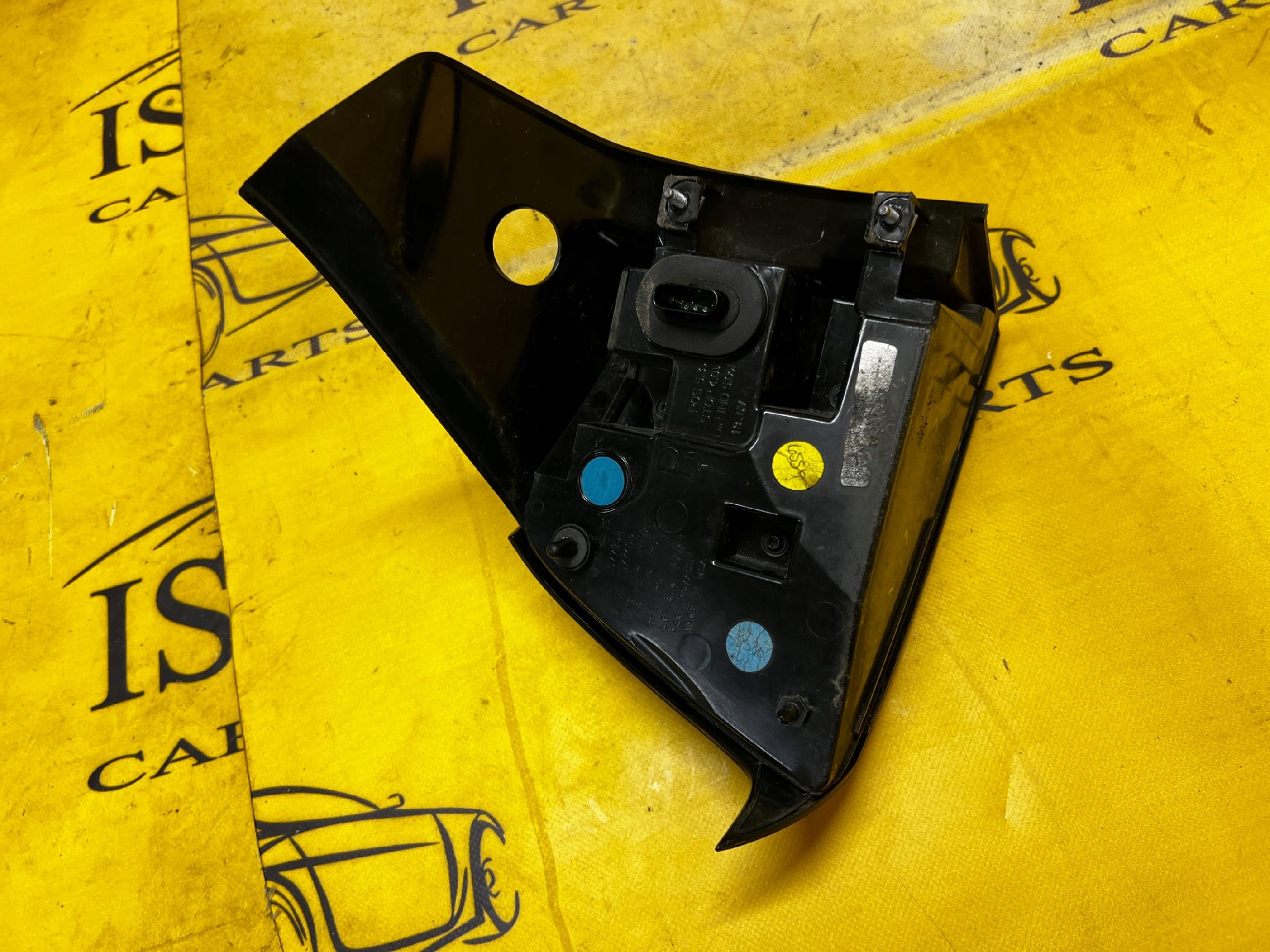 LAMPA TYŁ TYLNA PRAWY PRAWA TESLA MODEL 3 PRZEDLIFT