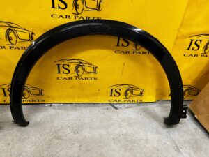 PRAWA LISTWA BŁOTNIKA SIERP TYŁ INFINITI Q30