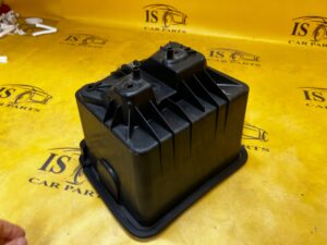 PODSTAWA OBUDOWA MOCOWANIE AKUMULATORA FORD MUSTANG VI