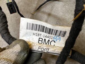 WIĄZKA PRZEWODÓW INSTALACJA DESKI FORD FIESTA MK8