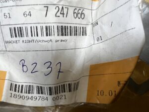 ŚLIZG MOCOWANIE WSPORNIK ZDERZAKA PRZÓD PRAWY BMW 5 F07 F10 7 F01 NOWY OEM