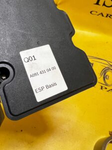 STEROWNIK POMPA ABS INFINITI Q30 QX30