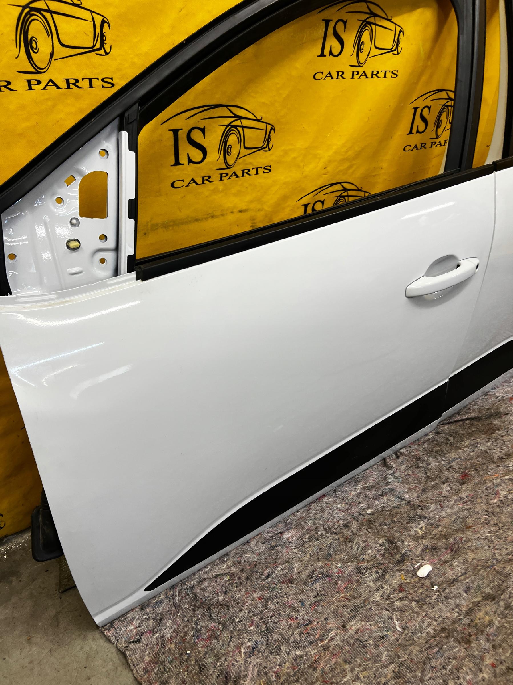 DRZWI LEWA STRONA LEWY PRZÓD TYŁ DACIA SANDERO STEPWAY III 2023R 369