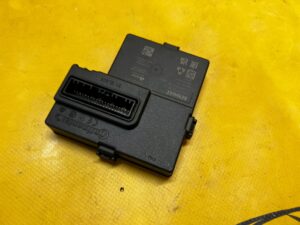 MODUŁ STEROWNIK ECU DACIA JOGGER SANDERO III