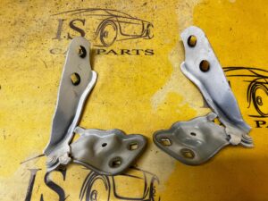 KOMPLET ZAWIASY MASKI POKRYWY PRZÓD LEWY PRAWY TESLA MODEL 3 PRZEDLIFT