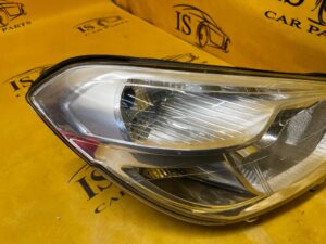 REFLEKTOR LAMPA PRZEDNIA PRZÓD PRAWY PRAWA DACIA DOKKER EU