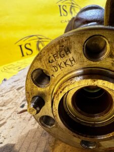 WAŁ KORBOWY SILNIKA DACIA DUSTER II 1.0 TCE LPG H4D F480 2718R GFGH DKKH