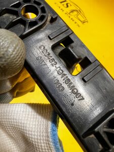 ŚLIZG MOCOWANIE ZDERZAKA TYŁ LEWY CITROEN C4 GRAND PICASSO II