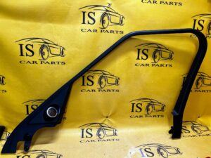 RAMKA OSŁONA PRAWA DRZWI PRAWYCH RANGE ROVER VOGUE L405